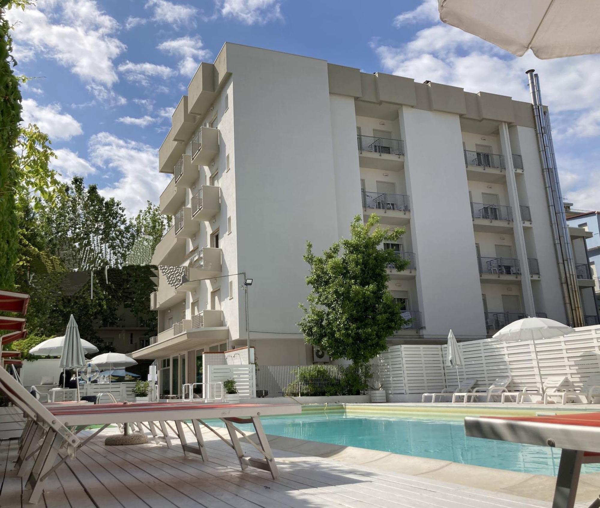 Hotel Villa Del Parco Rimini Exterior photo
